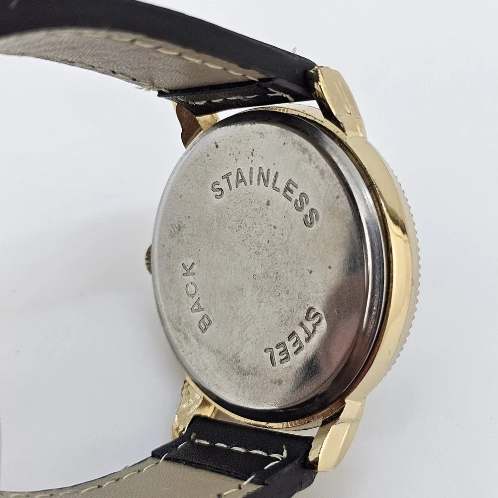 Men's Watch 44MM Black Dial New‎ Black Faux Leather Bands New Battery